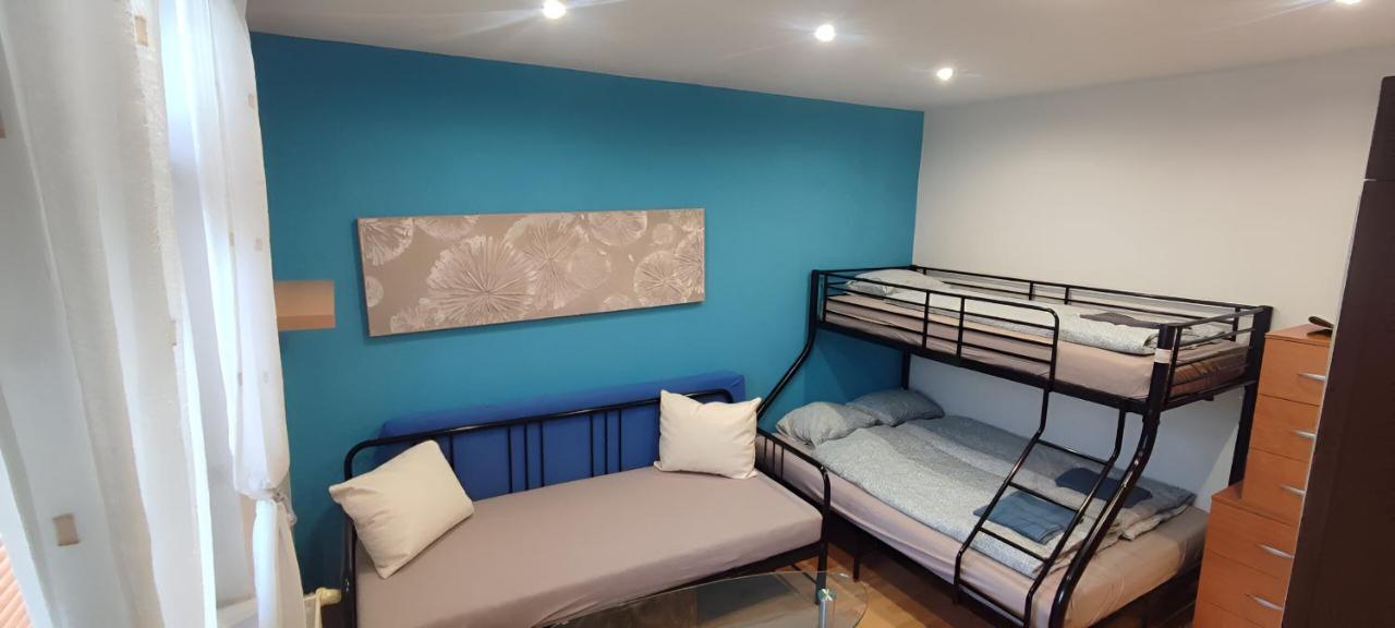 Blue Apartment In City Center, Best Location Bratislava Exteriér fotografie